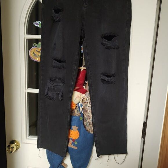 New PacSun Black Distressed High Rise Straight Jeans Size Women's 27 - Picture 2 of 5